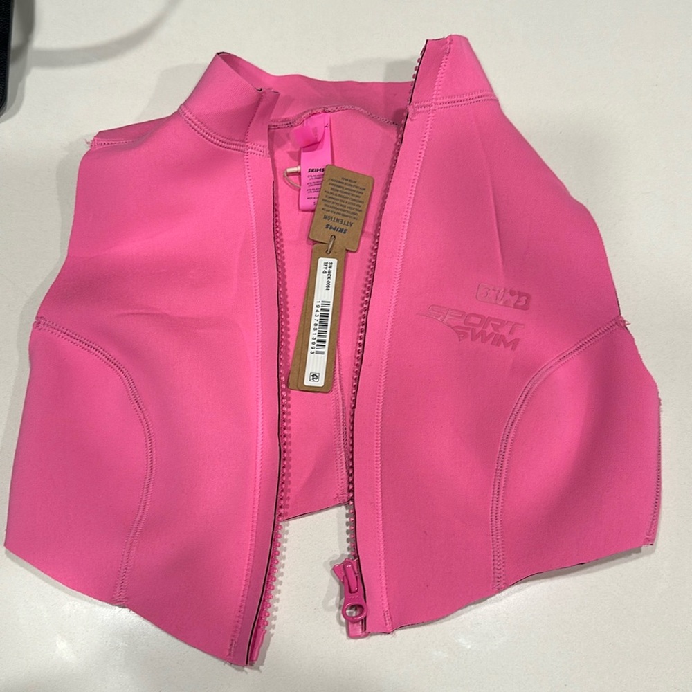 Skims cropped swim sport top